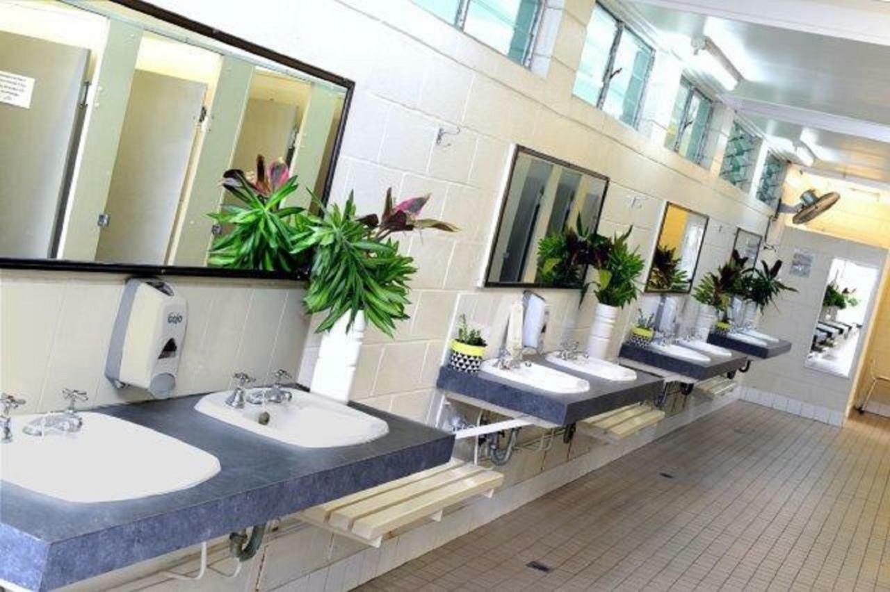 Coral Coast Tourist Park Hotel Townsville Buitenkant foto